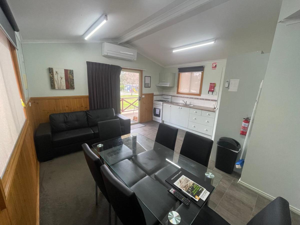 Acacia Caravan Park & Holiday Units Ararat Exterior photo