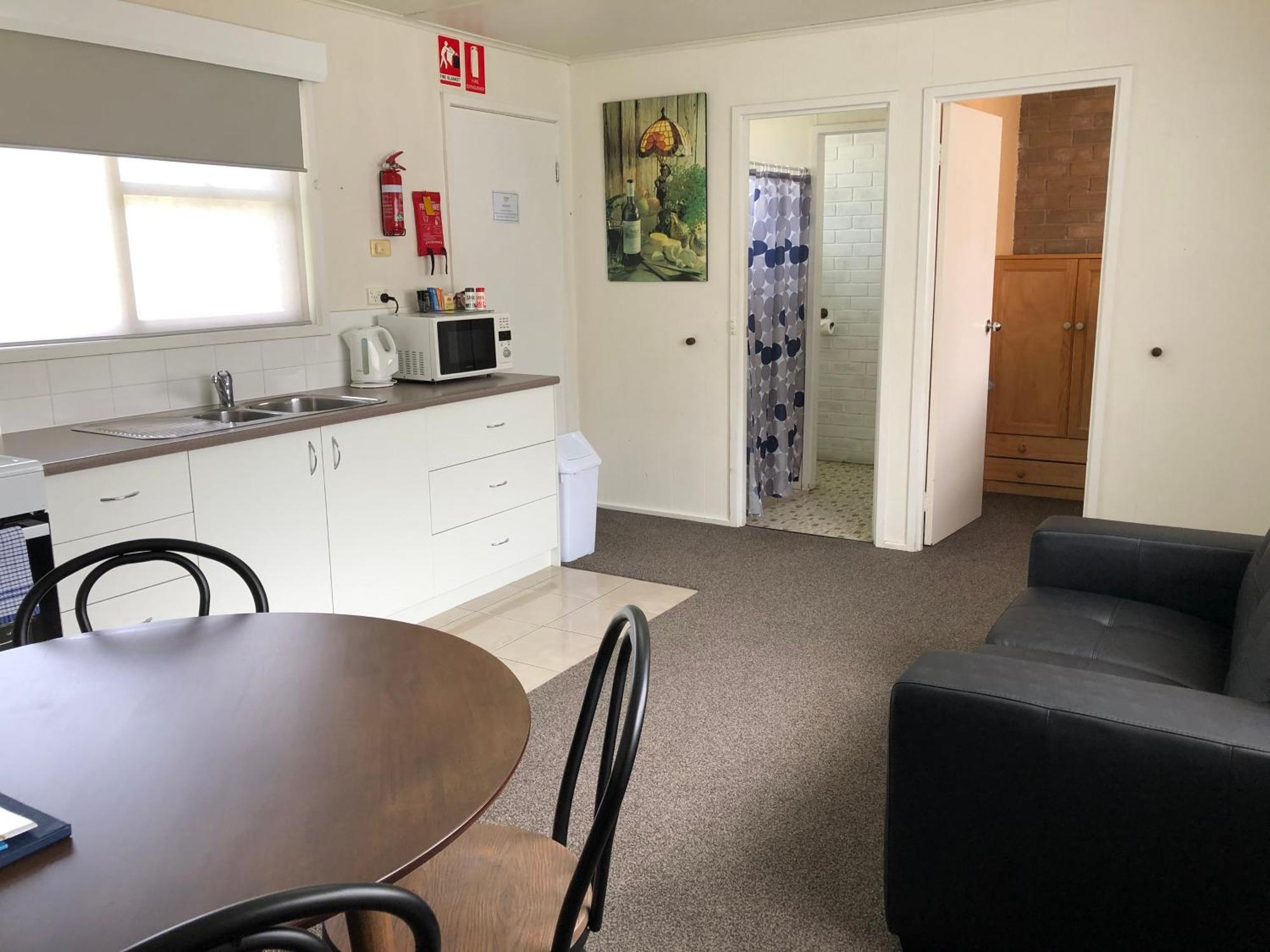Acacia Caravan Park & Holiday Units Ararat Exterior photo