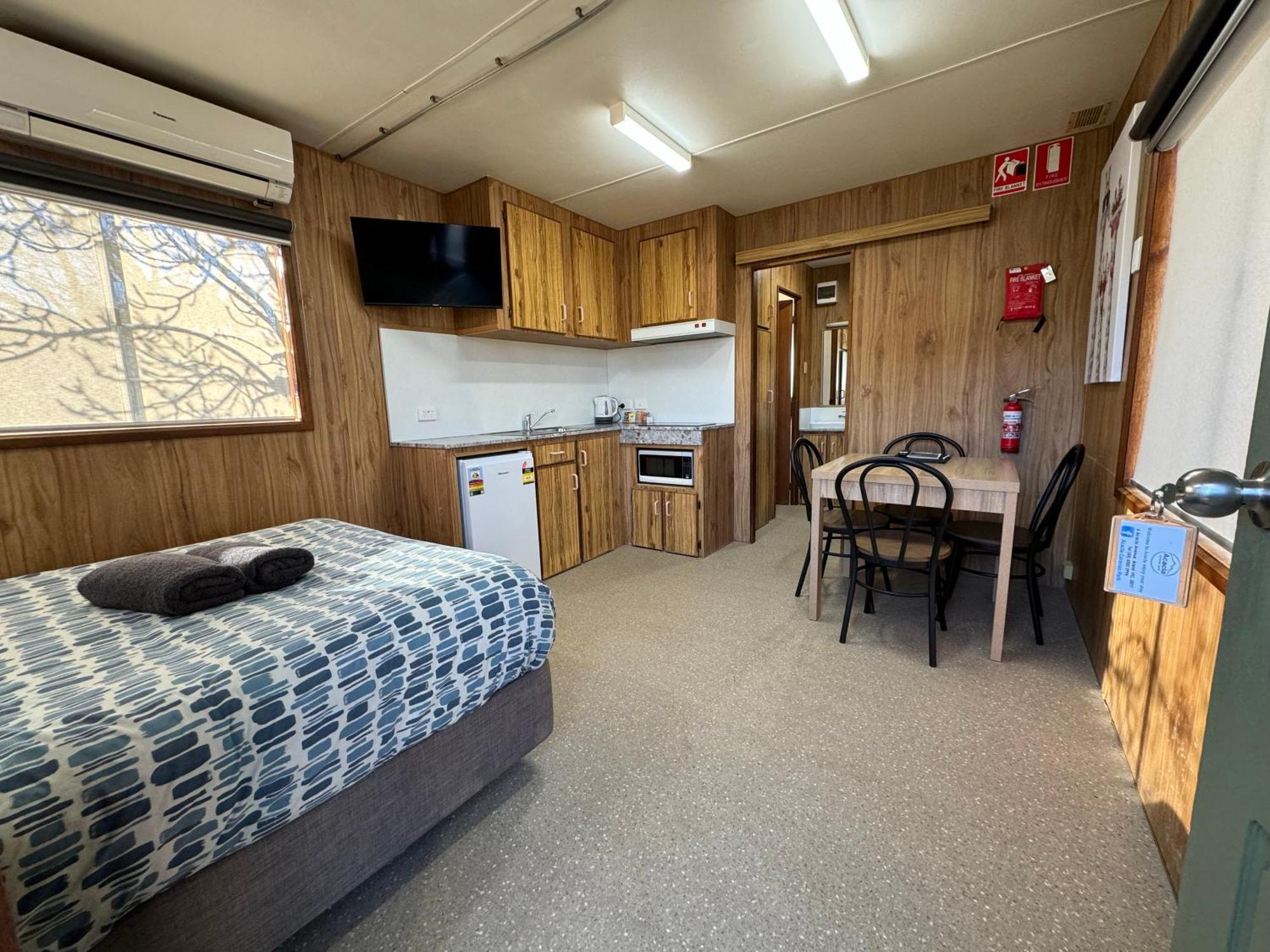Acacia Caravan Park & Holiday Units Ararat Exterior photo