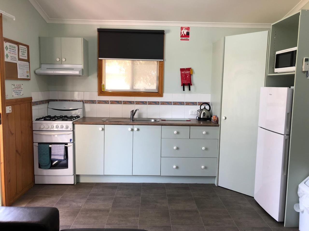 Acacia Caravan Park & Holiday Units Ararat Exterior photo
